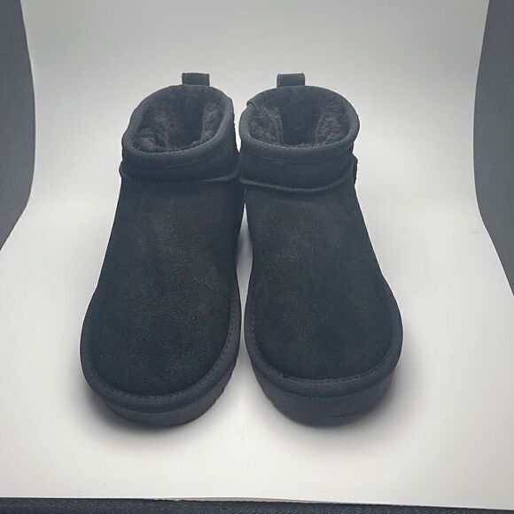 CUSHIONAIRE Women's Genuine Suede pull on boot 6 BLACK - Picture 2 of 7